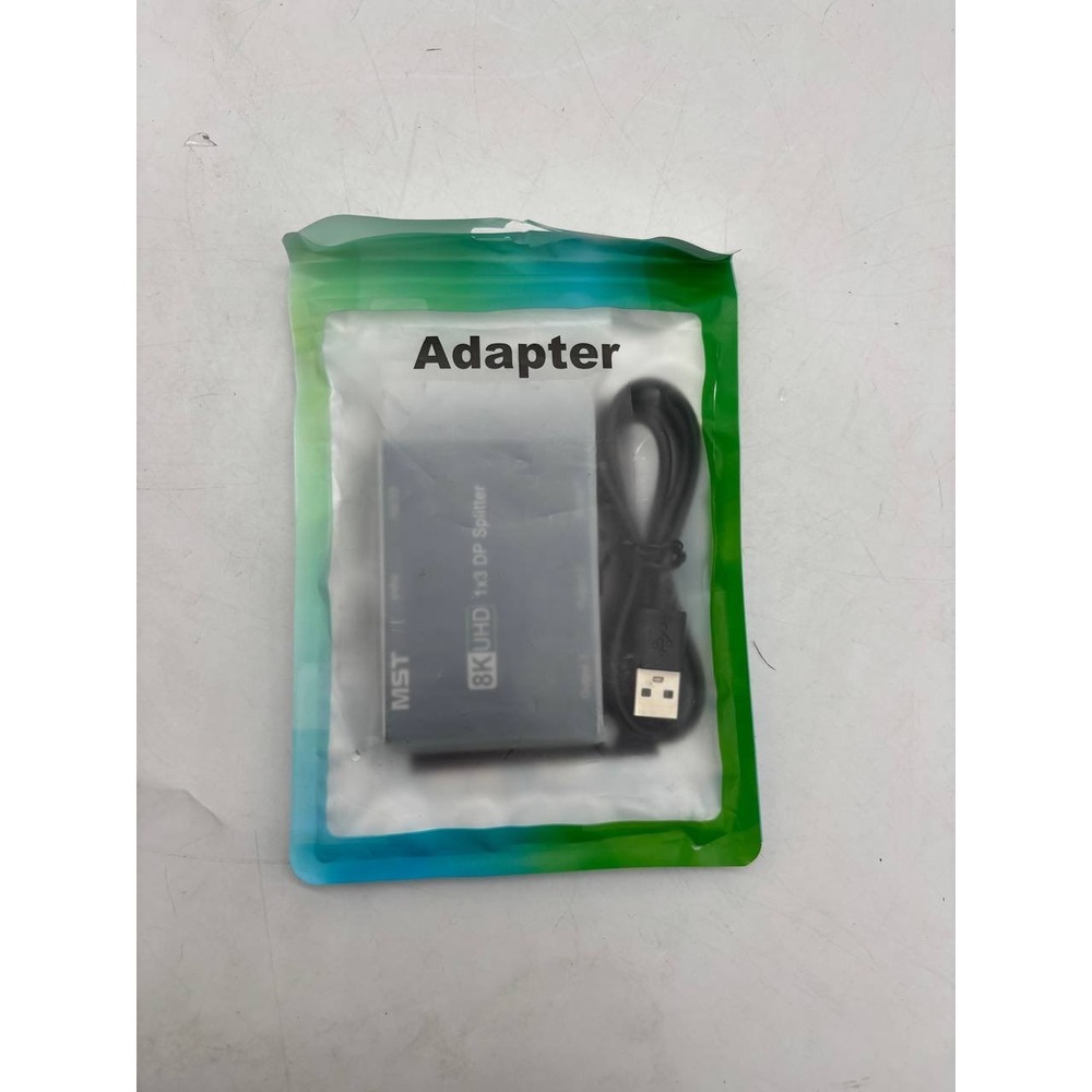 Adapter MST 8K UHD 1 x 3 DP Splitter Adapter hub
